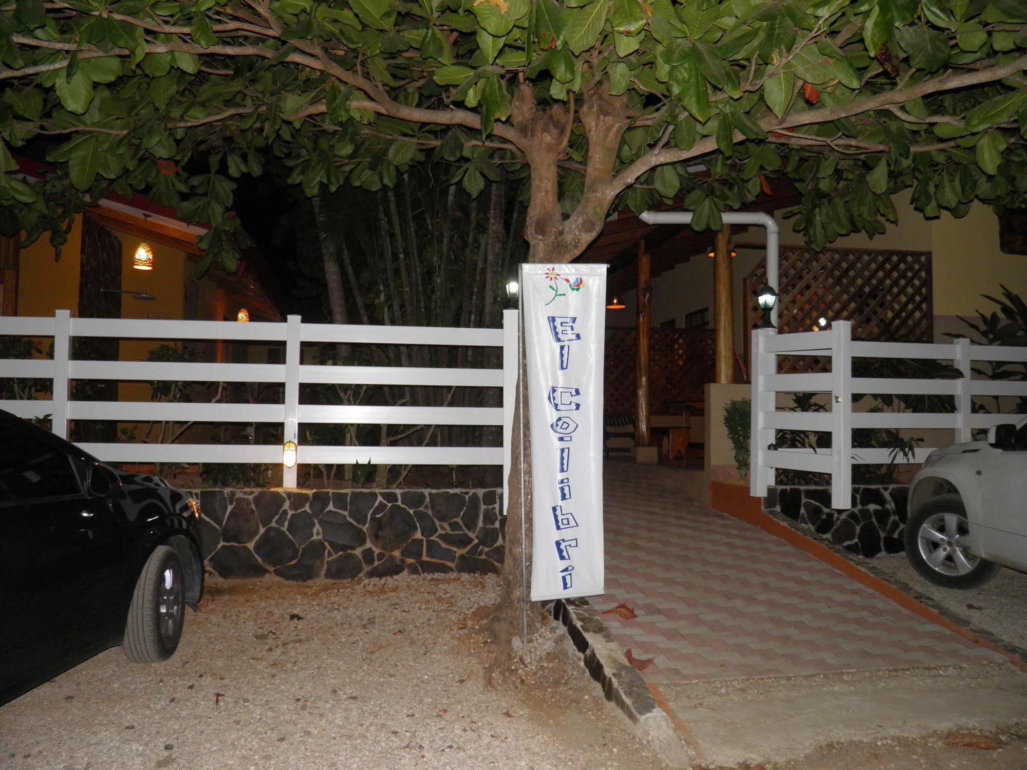 Cabinas El Colibri Puerto Carrillo Zewnętrze zdjęcie